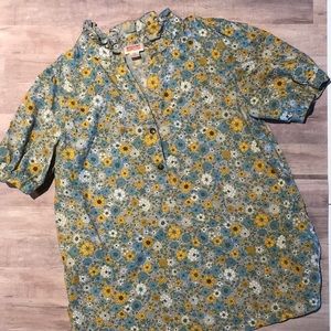 Ladies floral Mossimo top